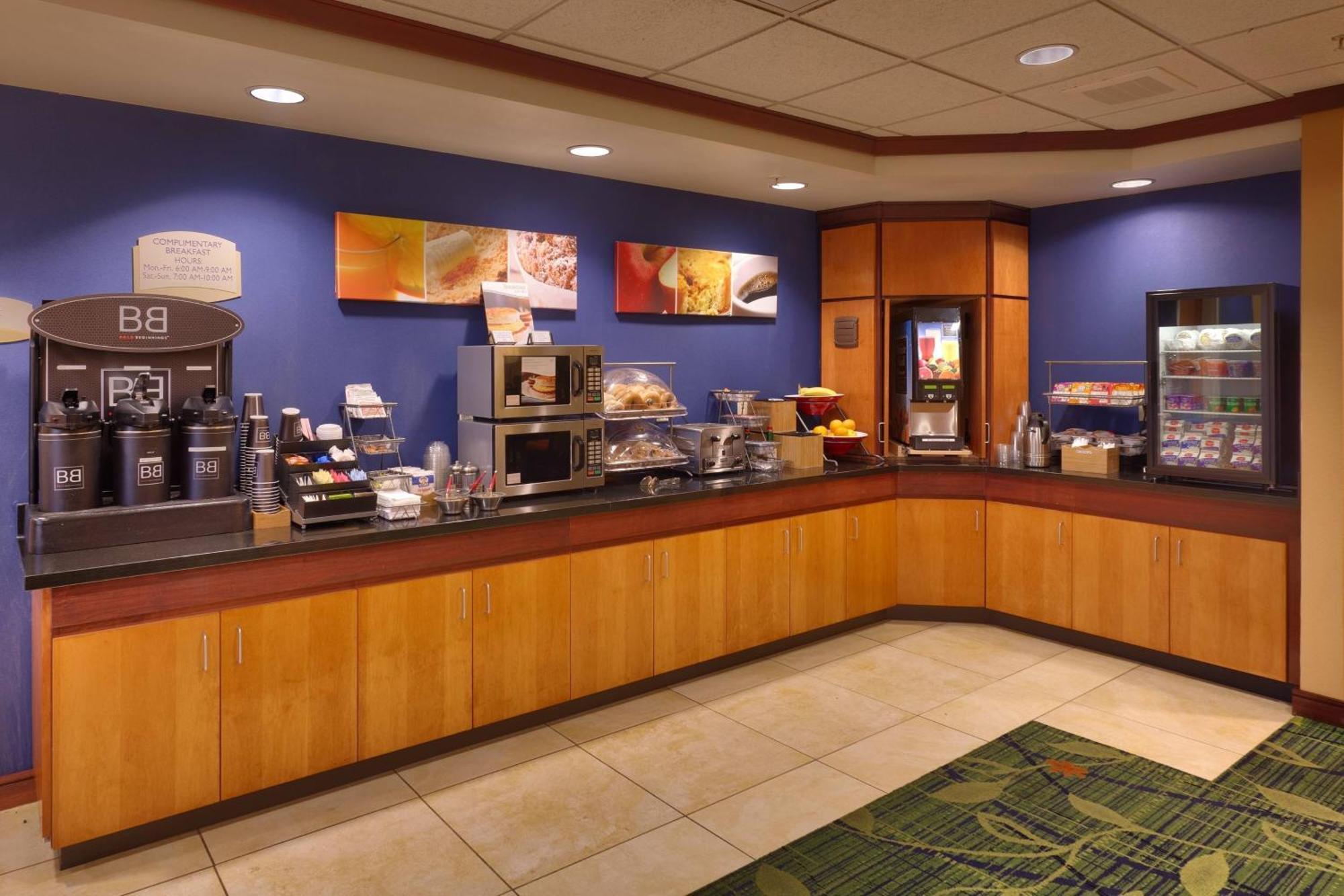 Fairfield Inn And Suites By Marriott לאראמי מראה חיצוני תמונה