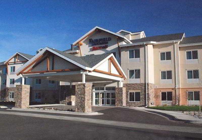 Fairfield Inn And Suites By Marriott לאראמי מראה חיצוני תמונה