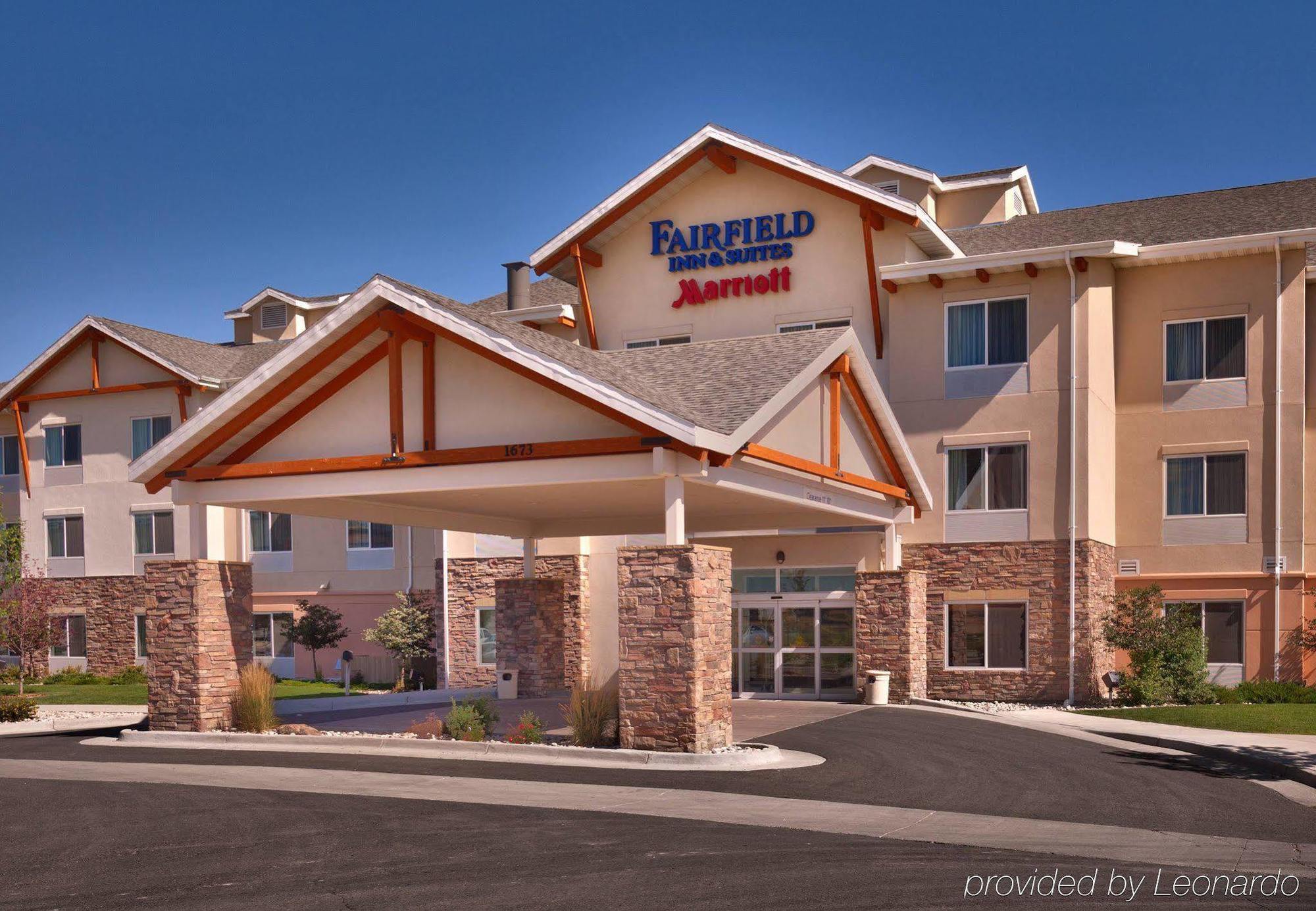 Fairfield Inn And Suites By Marriott לאראמי מראה חיצוני תמונה