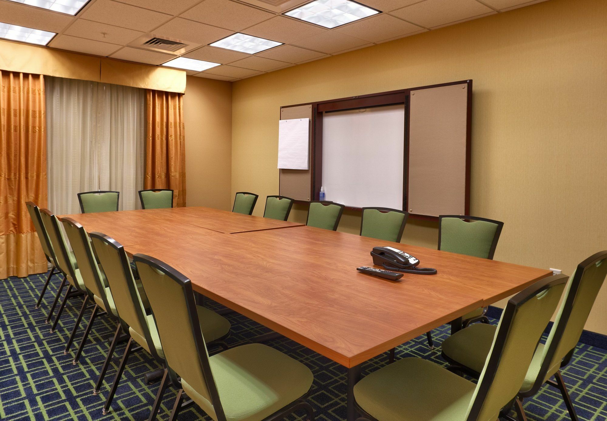 Fairfield Inn And Suites By Marriott לאראמי מראה חיצוני תמונה